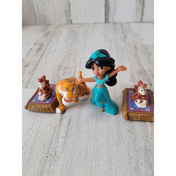 Aladdin Abu Magic Carpet Raja tiger Princess Jasmine Disney playset toy figure - Picture 1 of 9